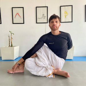 The perfect fun & stretch yoga from India